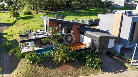 Casa à venda em Estância Velha, Encosta do Sol, com 4 suítes, com 323.83 m²