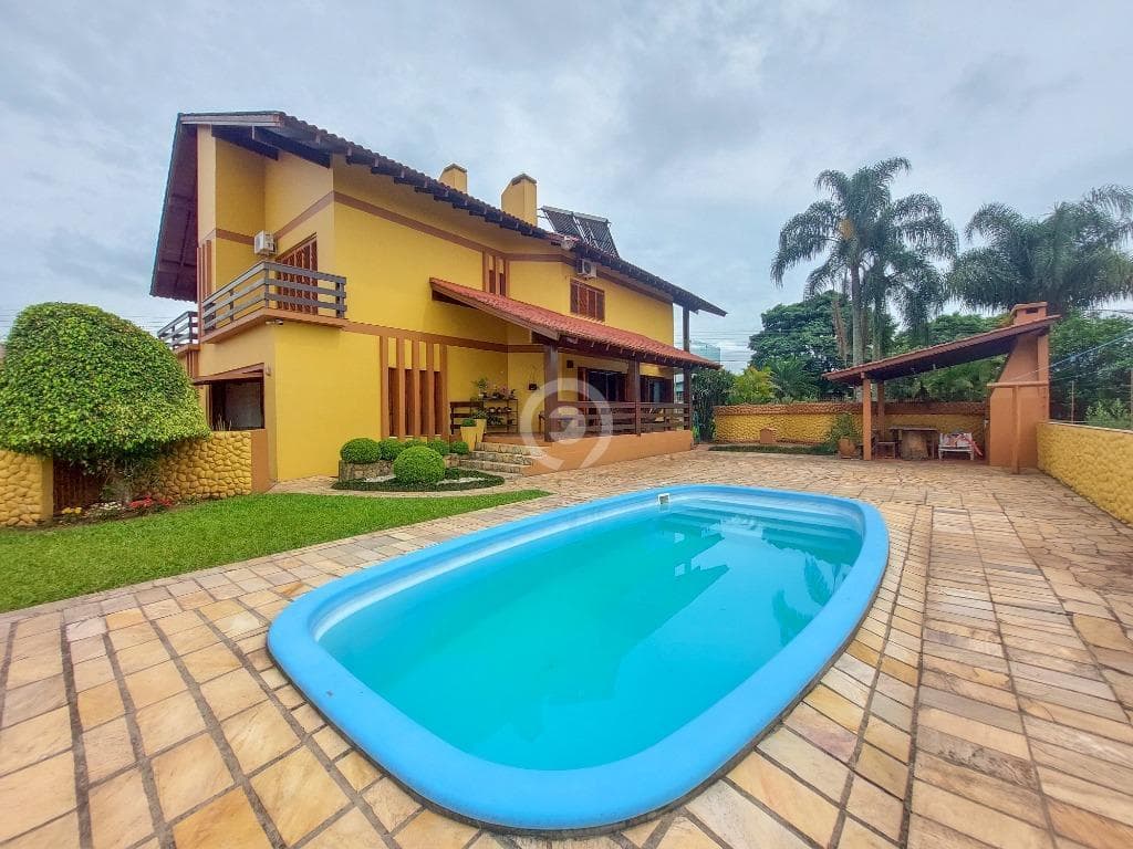 Casa no Centenário